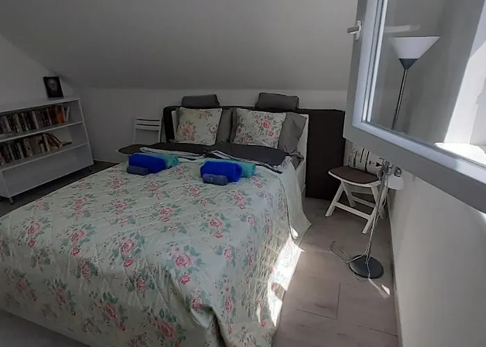 For Lejlighed Gyenesdiás