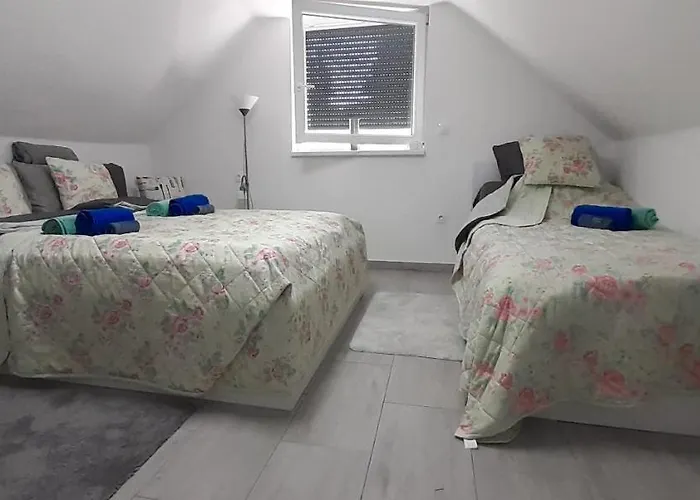 For Lejlighed Gyenesdiás